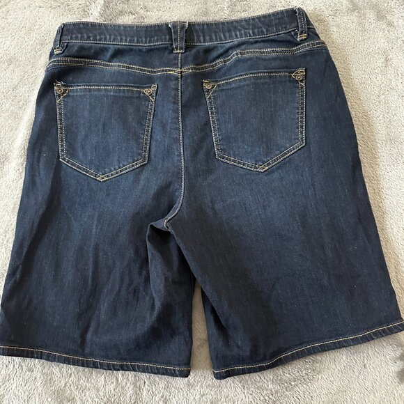 Wit & Wisdom Dark Wash Bermuda Shorts Jorts Women's 8 Stretch 9" Inseam - Picture 7 of 7